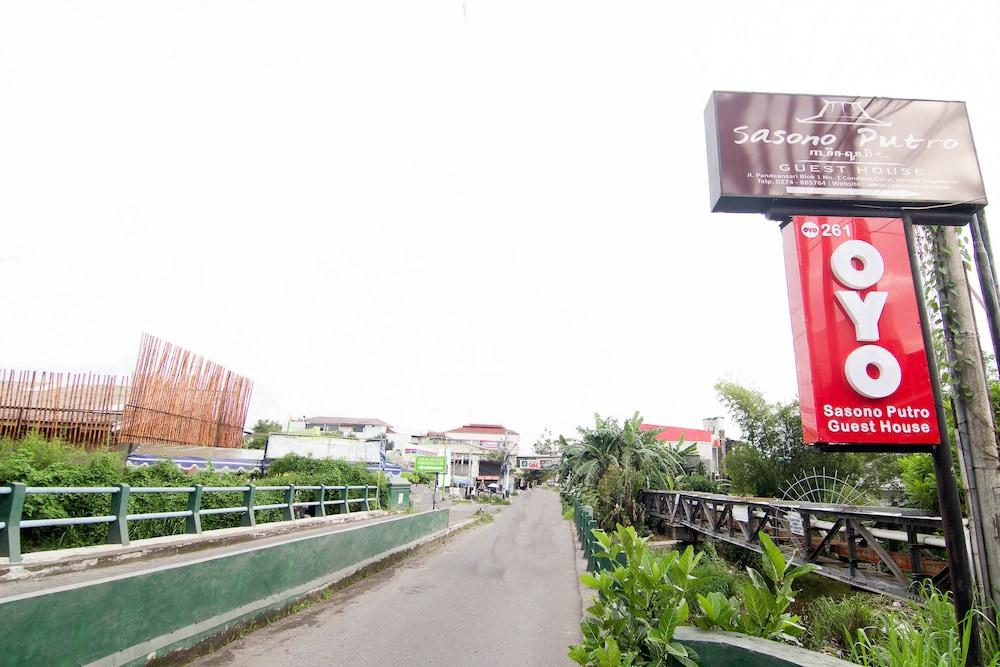 Kejayan Urbanview Sasono Putro Condoongcatur By Reddoorz מראה חיצוני תמונה